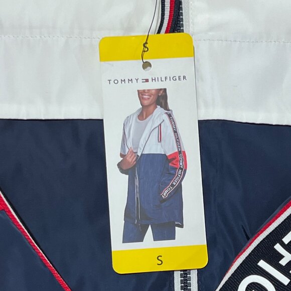 Tommy Hilfiger Ladies' Lightweight Windbreaker - Size Small - Brand New - Picture 6 of 8